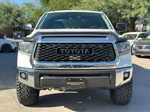 Used 2018 Toyota Tundra SR5 w/ SR5 Upgrade Package RWD image 2
