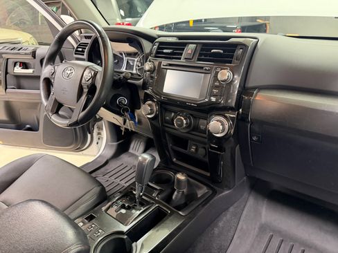 Used 2016 Toyota 4Runner Trail Premium image 31