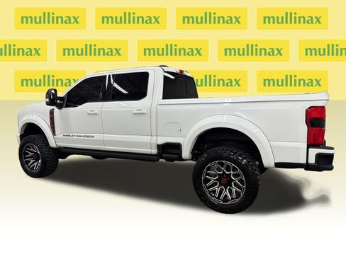 Used 2024 Ford F250 Lariat w/ Lariat Ultimate Package AWD/4WD image 11
