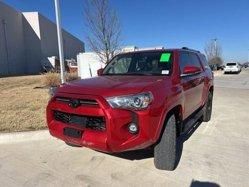 Used 2023 Toyota 4Runner SR5 Premium w/ Moonroof Package image 9
