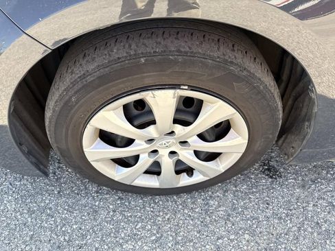 Used 2024 Toyota Corolla LE image 11