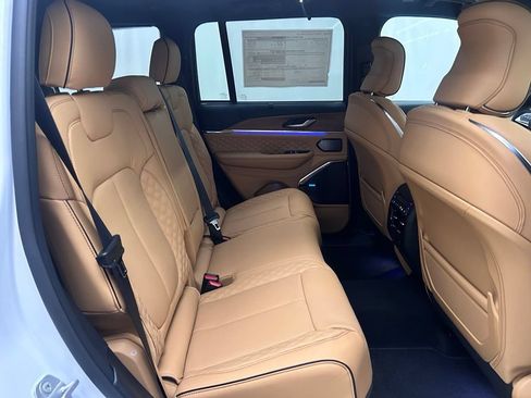 New 2026 Jeep Grand Cherokee Summit AWD/4WD image 15