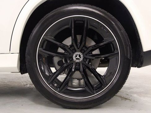 Certified 2024 Mercedes-Benz GLE 580 4MATIC image 11