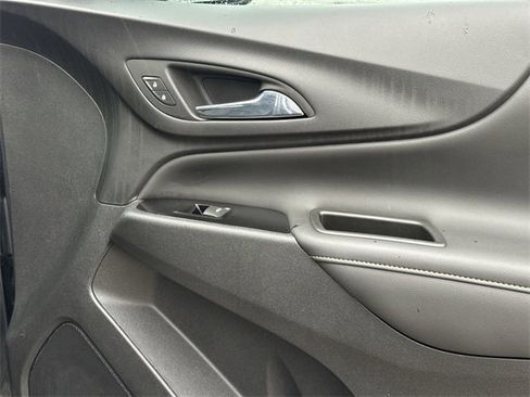 Used 2022 Chevrolet Equinox Premier image 28