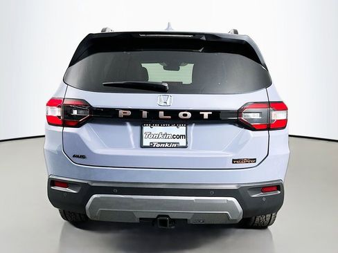 New 2026 Honda Pilot TrailSport image 6