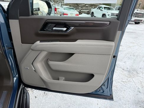 New 2026 GMC Yukon XL Elevation w/ Elevation Premium Package image 25