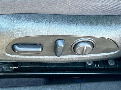 Used 2023 Chevrolet Malibu LT image 28