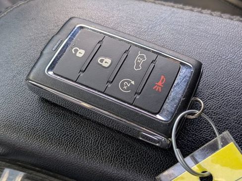 Used 2022 Jeep Wagoneer Series II w/ Convenience Group I RWD image 30