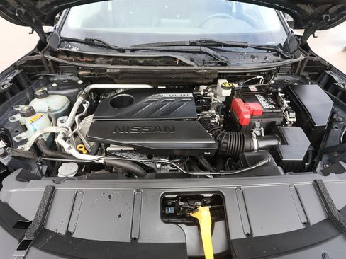 Used 2023 Nissan Rogue SV w/ SV Premium B Package image 22