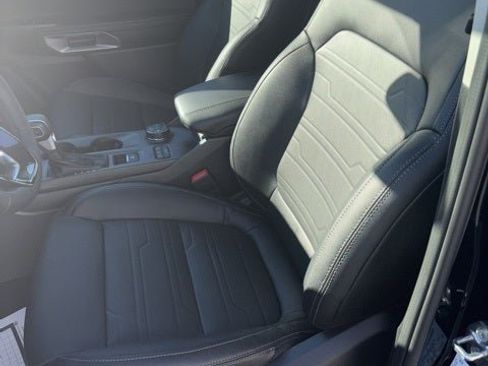 New 2025 Ford Ranger Lariat w/ FX4 Off-Road Package image 37