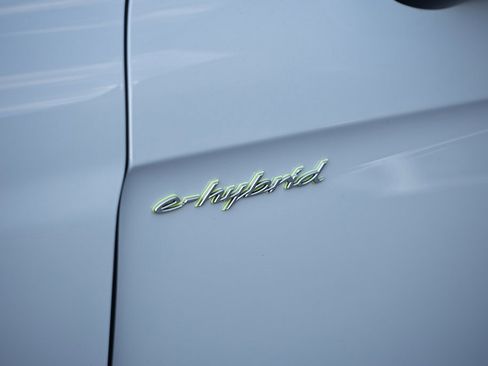 New 2026 Porsche Panamera 4 image 13