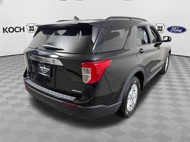Used 2023 Ford Explorer XLT AWD/4WD image 8