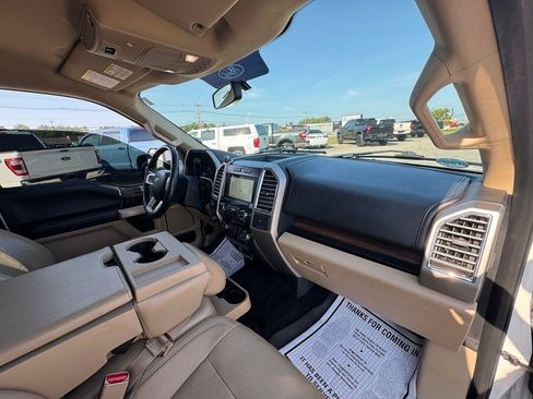 Used 2016 Ford F150 Lariat w/ Trailer Tow Package AWD/4WD image 9