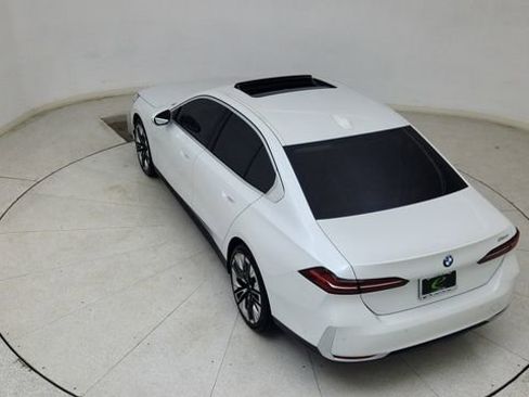 Used 2026 BMW 530i image 78