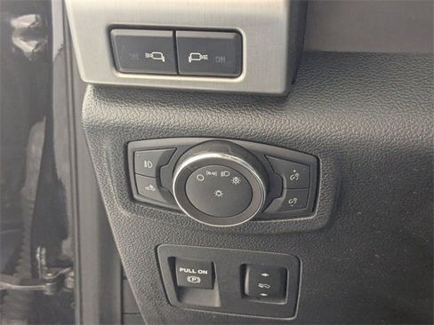 Used 2019 Ford F150 Platinum image 15