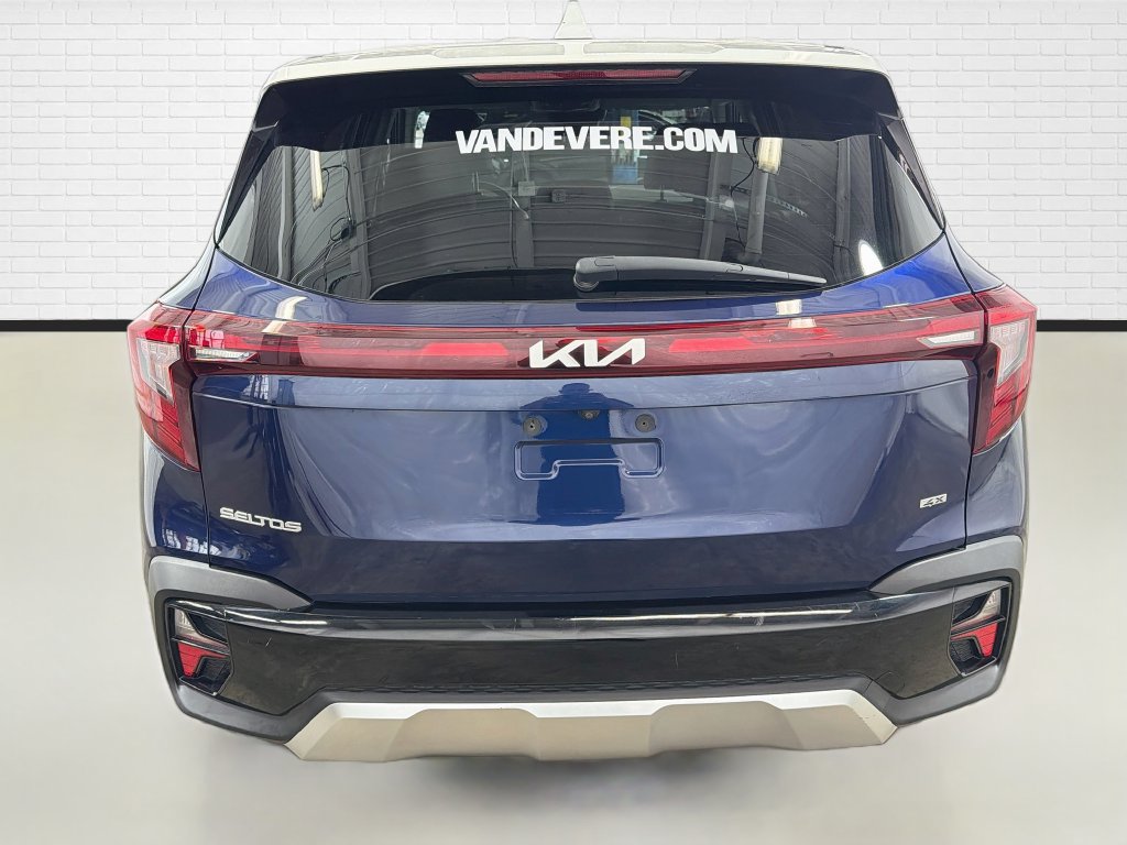 Used 2024 Kia Seltos S AWD/4WD image 8