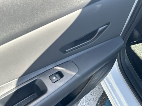 New 2026 Hyundai Elantra Sport FWD image 12