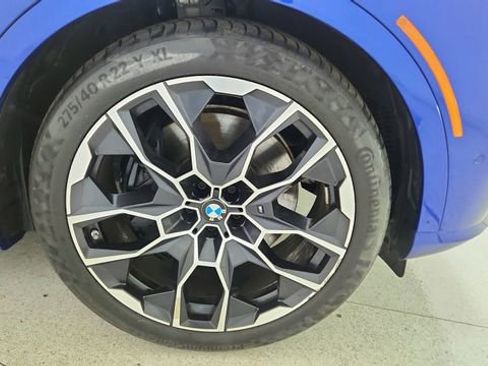 Used 2025 BMW X7 M60i image 65