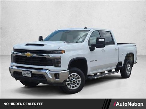 Used 2025 Chevrolet Silverado 2500 LT w/ Convenience Package AWD/4WD image 1