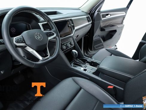 Used 2023 Volkswagen Atlas SE image 59