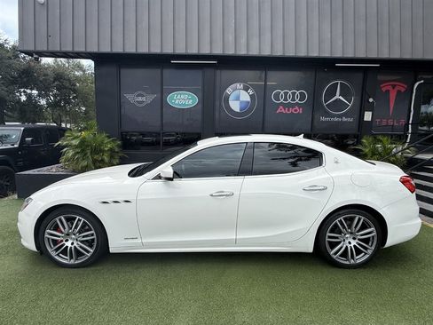 Used 2018 Maserati Ghibli GranSport RWD image 7