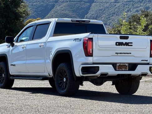 Used 2021 GMC Sierra 1500 AT4 w/ Off-Road Performance Package image 6