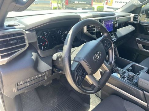 Used 2025 Toyota Tundra SR5 w/ SR5 Convenience Package AWD/4WD image 52