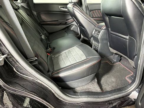 Used 2024 Ford Edge ST-Line image 15