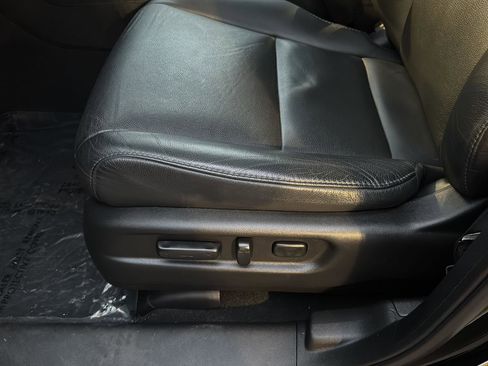 Used 2022 Honda Pilot Touring image 28