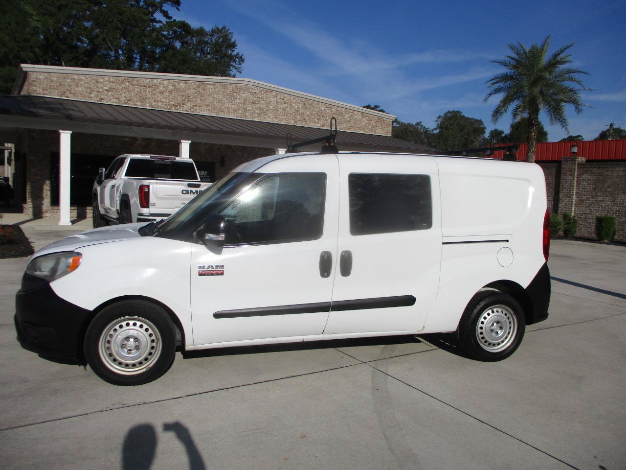Used 2016 RAM ProMaster City Tradesman FWD image 3