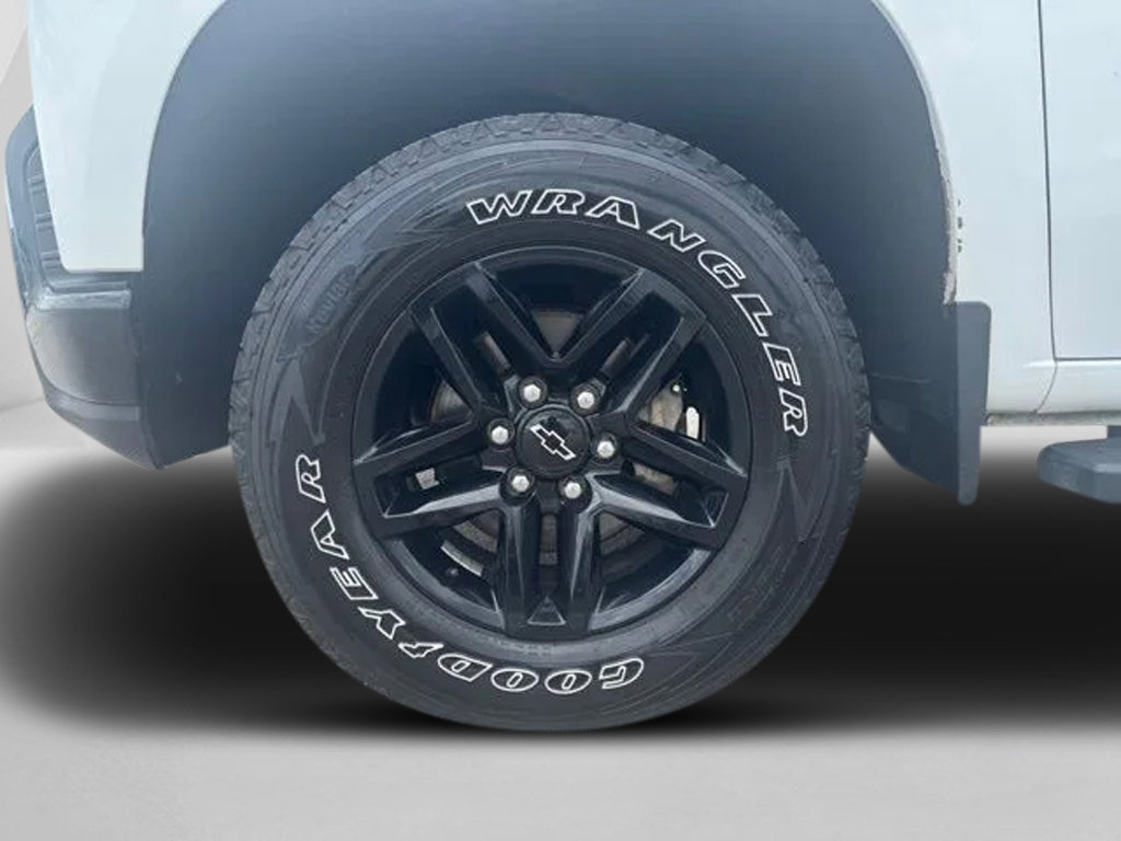 Used 2019 Chevrolet Silverado 1500 LT Trail Boss AWD/4WD image 33