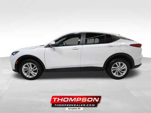 Certified 2024 Buick Envista Preferred w/ Convenience I Package image 1