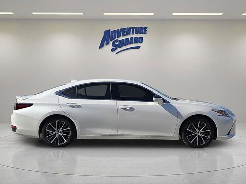 Used 2024 Lexus ES 300h w/ Premium Package image 7