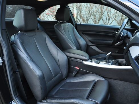 Used 2016 BMW M235i xDrive Coupe w/ Technology Package image 11