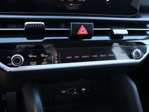 New 2026 Kia Sportage SX image 38