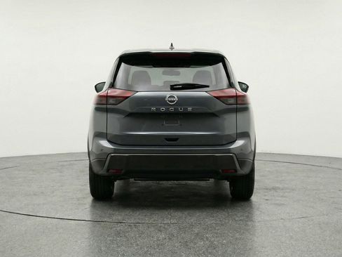 Used 2025 Nissan Rogue SV FWD image 7