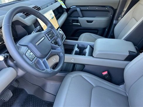 New 2026 Land Rover Defender 110 S image 9