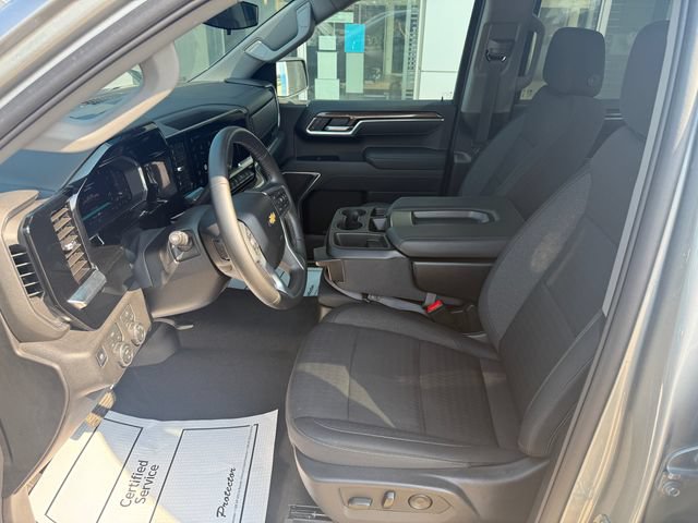Used 2026 Chevrolet Silverado 1500 LT AWD/4WD image 9