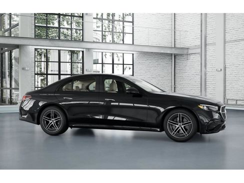 New 2026 Mercedes-Benz E 350 4MATIC Sedan image 16