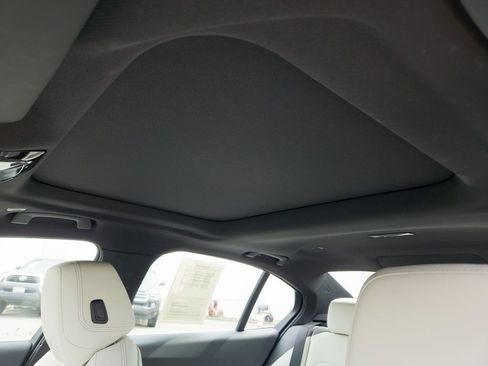 Certified 2025 BMW 530i image 17