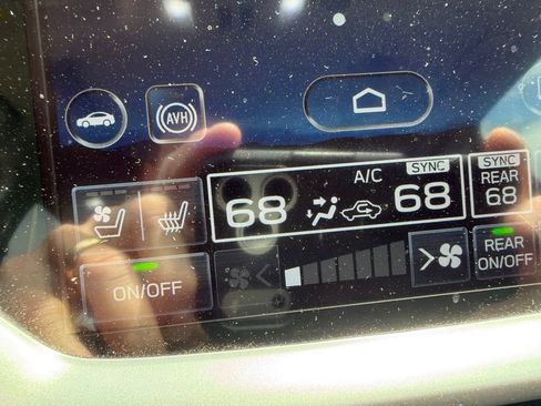 Used 2023 Subaru Ascent Touring w/ Popular Package #2A AWD/4WD image 18