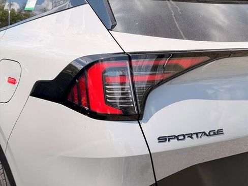 New 2026 Kia Sportage X-Line AWD/4WD image 9