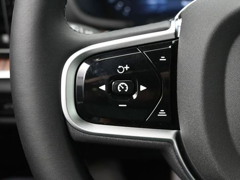 New 2026 Volvo V60 B5 Cross Country Plus w/ Climate Package image 11