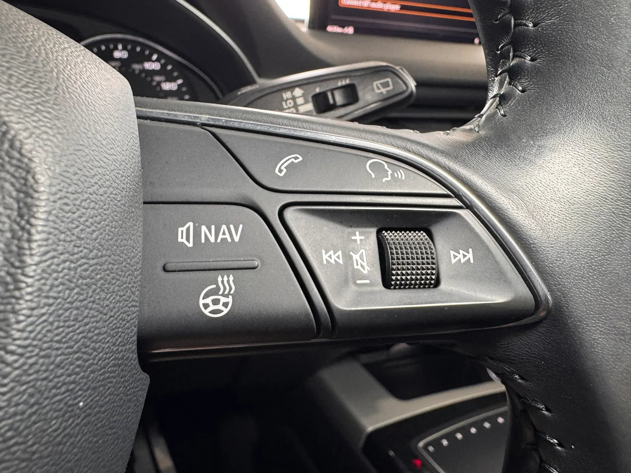 Used 2018 Audi Q7 2.0T Premium Plus w/ Premium Plus Package AWD/4WD image 30