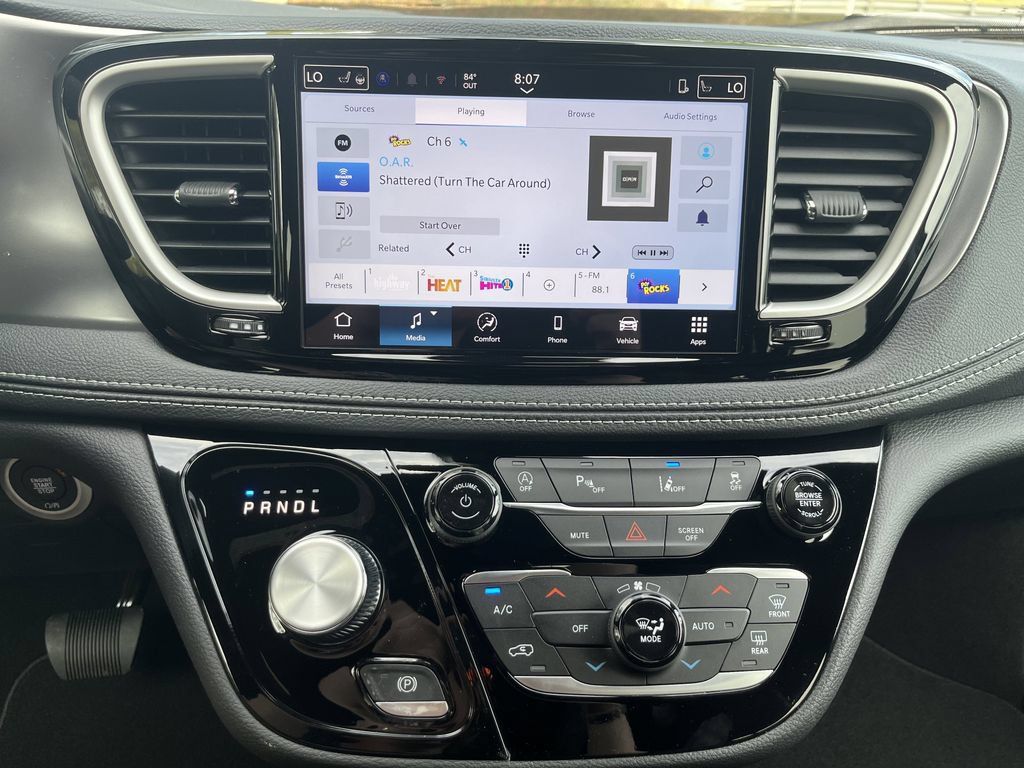 New 2026 Chrysler Pacifica Select FWD image 20