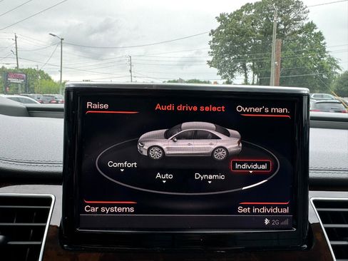 Used 2015 Audi A8 4.0T image 16