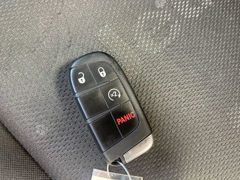 Used 2017 Jeep Renegade Sport w/ Power & Air Group FWD image 36