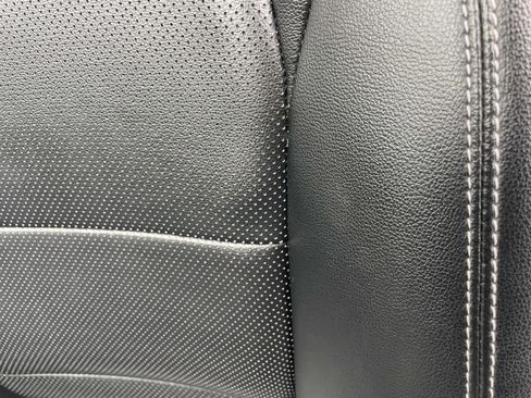 Used 2020 Ford Escape SE Sport image 15