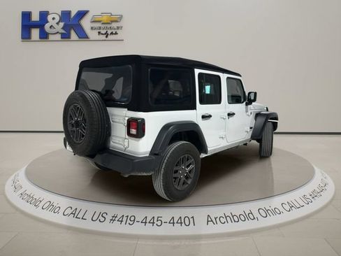 Used 2024 Jeep Wrangler Unlimited Sport AWD/4WD image 6