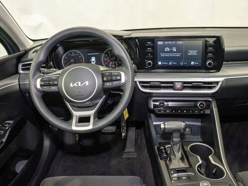 Used 2022 Kia K5 LX image 6